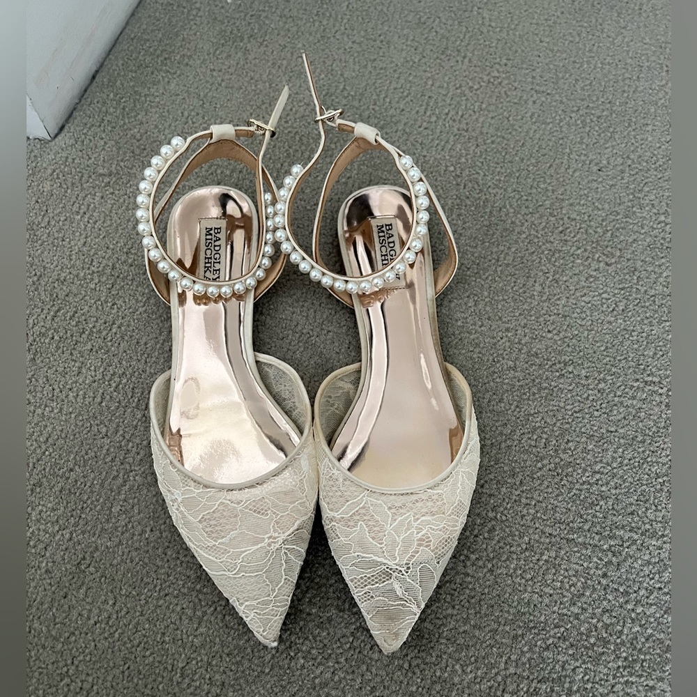 Badgley Mischka Fawn Pointed Toe Flat Pearl
